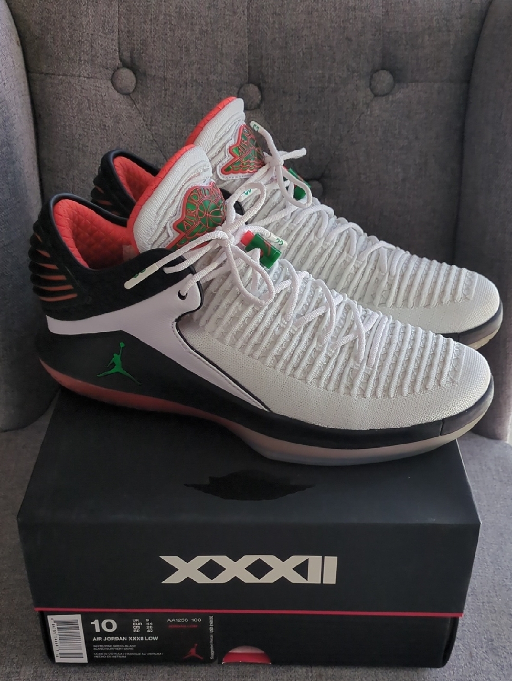 Jordan XXXII Low Like Mike Gatorade - White, Black, Green, Orange. Size 10